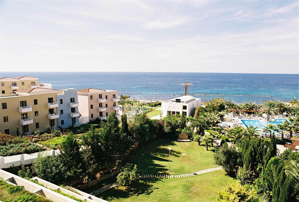 St. George Gardens & Suites Klorakas Exterior foto